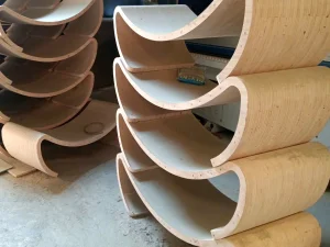 Khung giường thú cưng gỗ uốn cong sản xuất tại nhà máy Tâm Quang Minh